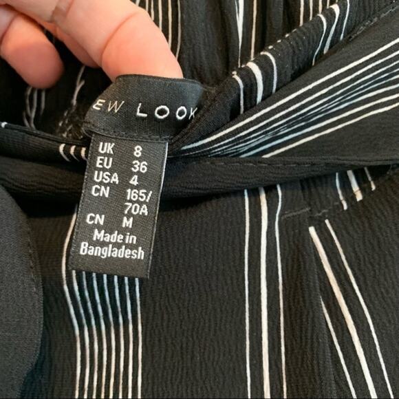 New Look Black Striped Tie Front High Rise Shorts - Picture 5 of 10